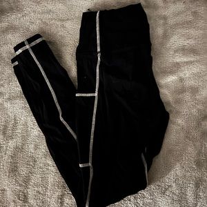 Small Black/White Leggings